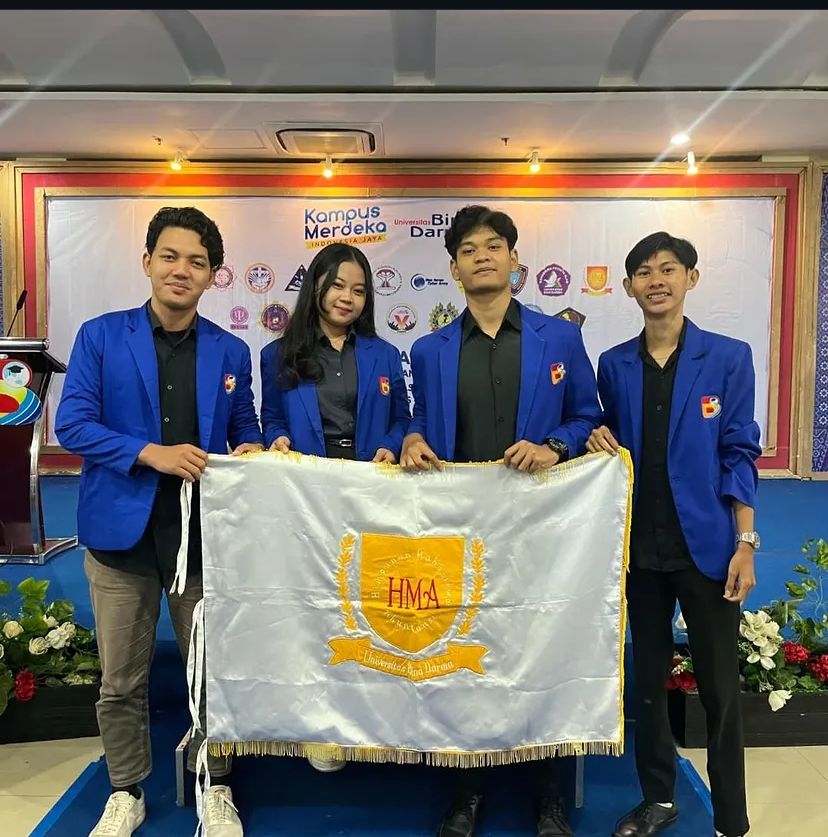 pelantikan-organisasi-mahasiswa-universitas-bina-darma-23-april-2025